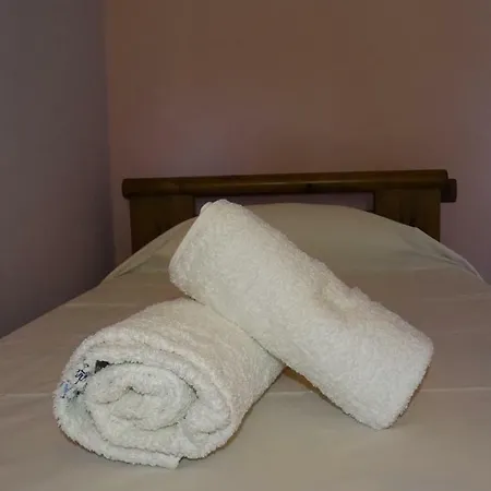 Vila Xhorxh Bitri Aparthotel Piqeras